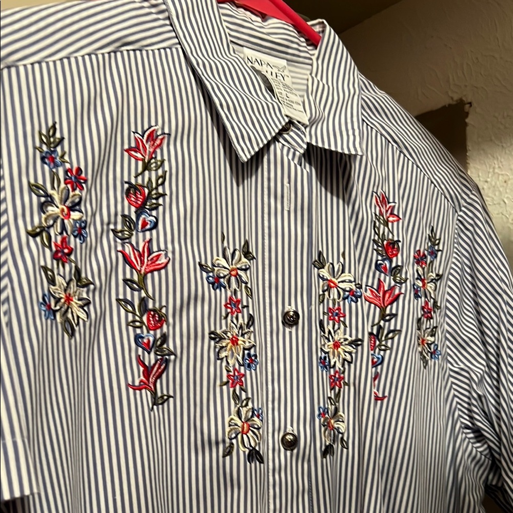 Blue Casual Button Down Shirt with Floral Embroidery